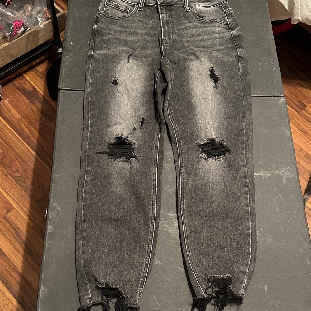 Distressed Black Ankle Jeans